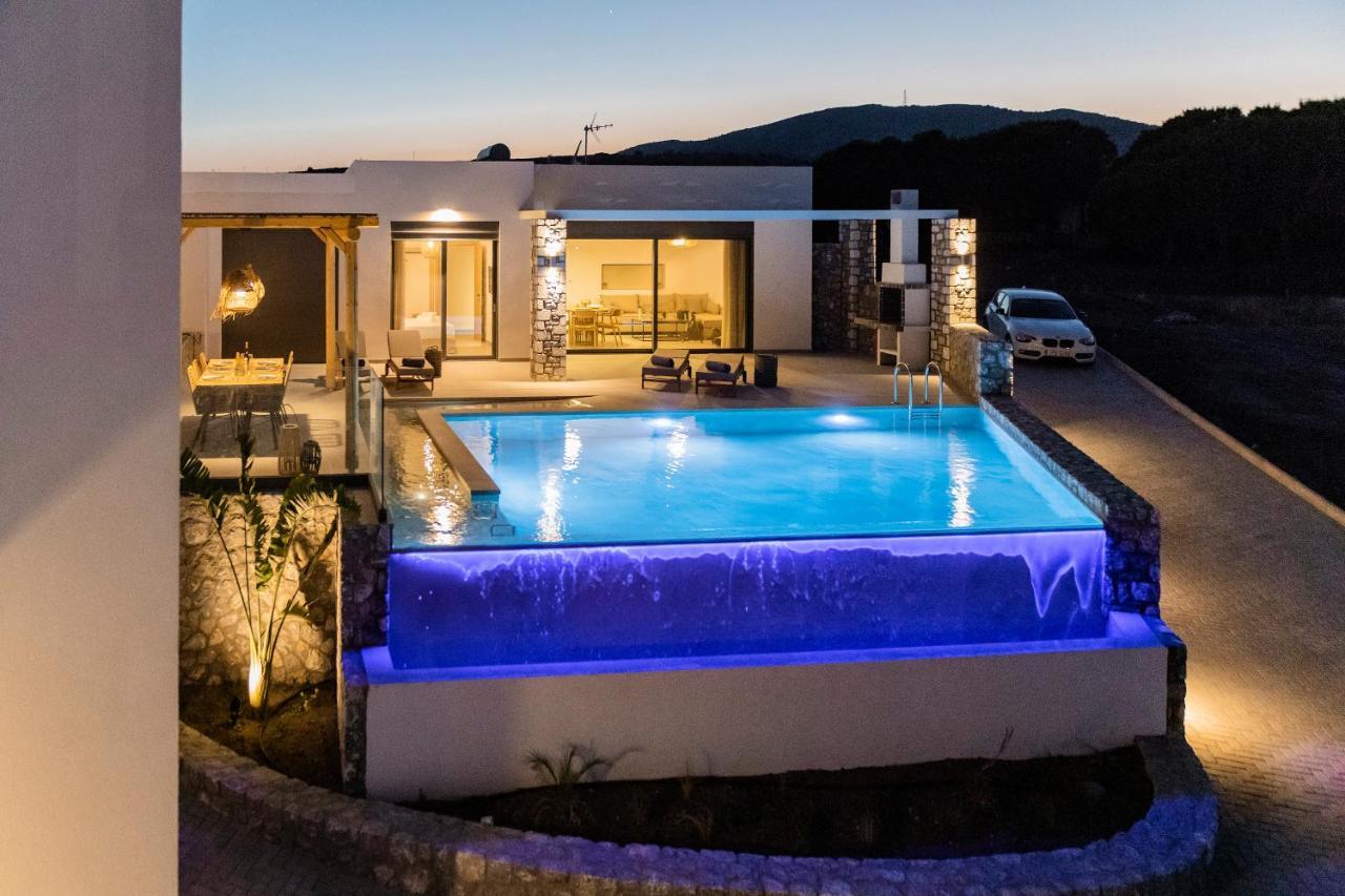 Grand Blue Villas Lachania Esterno foto